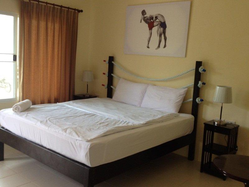 Phuket Muay Thai House Чалонг Екстериор снимка