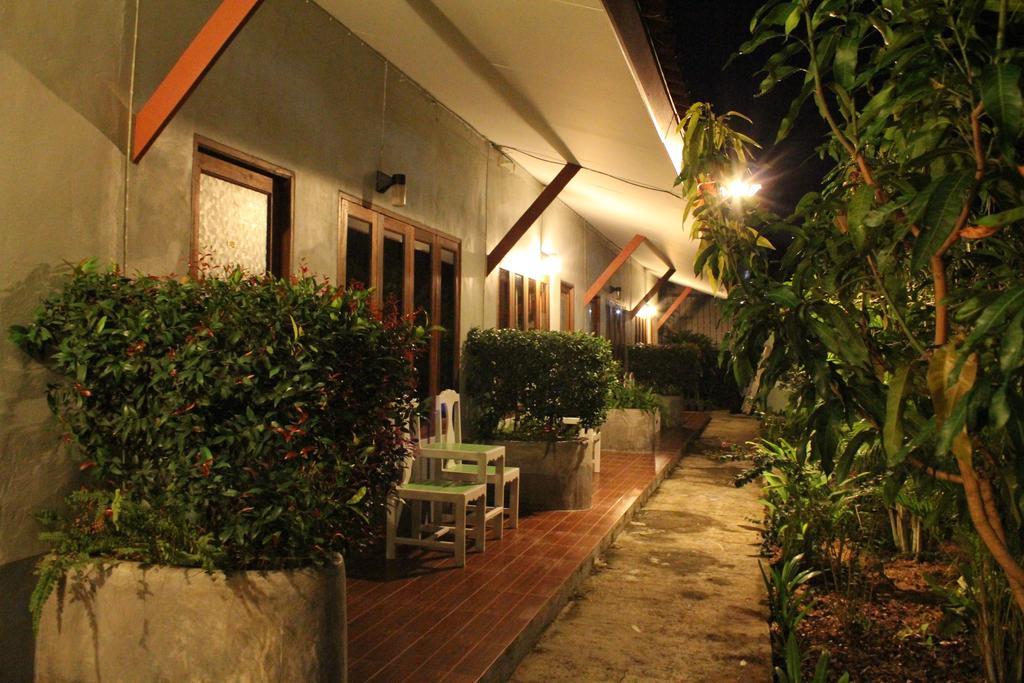 Phuket Muay Thai House Чалонг Екстериор снимка