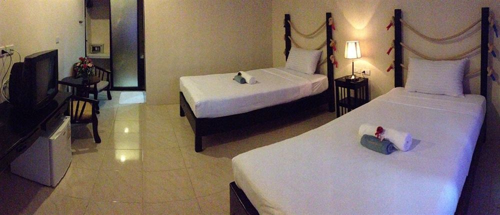 Phuket Muay Thai House Чалонг Екстериор снимка